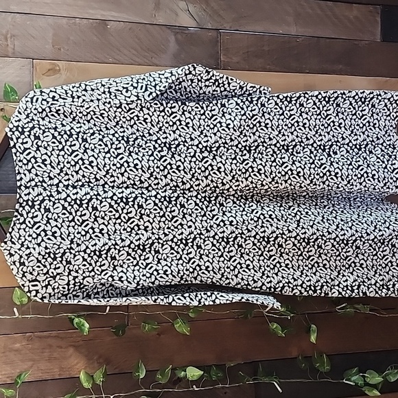 H&M Long Sleeve Dress Size L - Picture 5 of 7